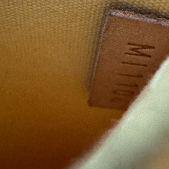 Authentic Louis Vuitton Alma Citrine Bag. - Picture 6 of 15